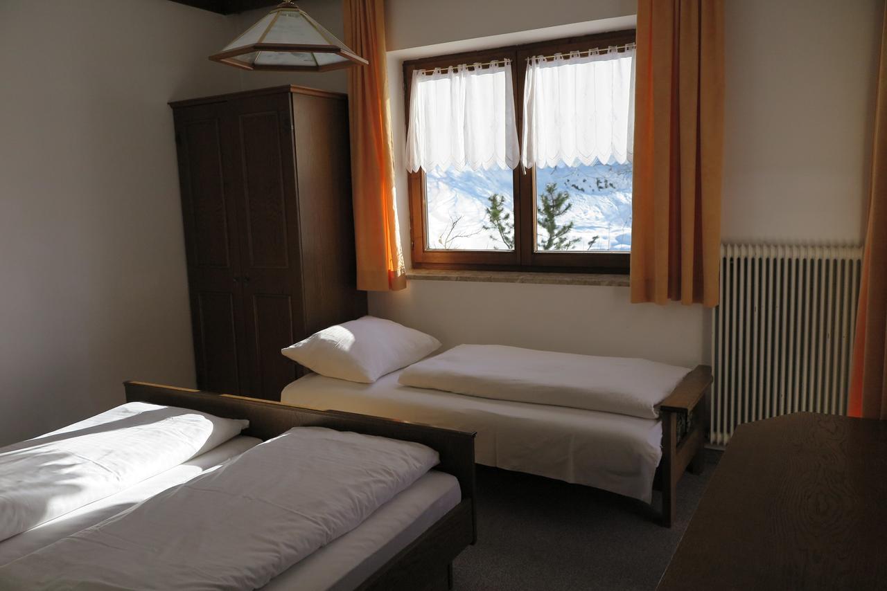 Haus Enzian Sankt Johann im Pongau Quarto foto