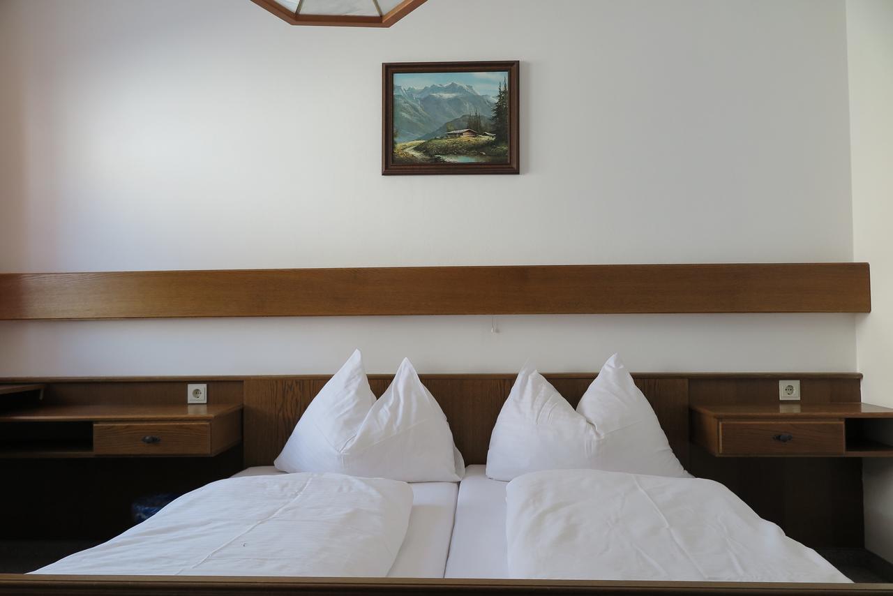 Haus Enzian Sankt Johann im Pongau Quarto foto