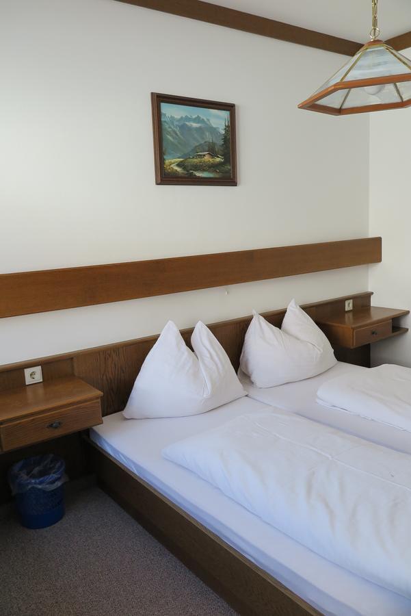 Haus Enzian Sankt Johann im Pongau Quarto foto