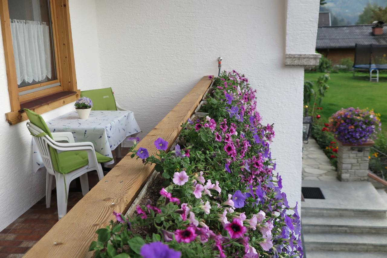 Haus Enzian Sankt Johann im Pongau Exterior foto